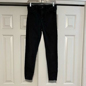 American Eagle Black Skinny Jeans